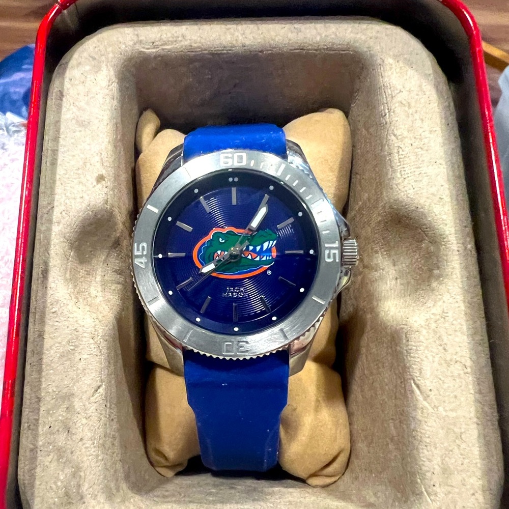 University of Florida Jack Mason ladies watch.                GREAT FOR GATOR